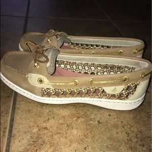 Sperry boat shoe